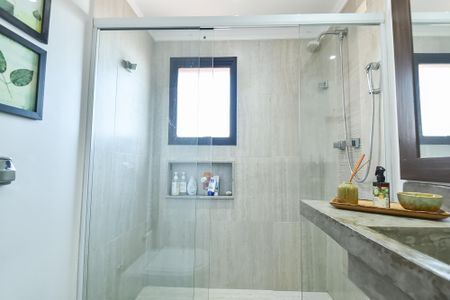 Apartamento à venda com 130m², 3 quartos e 2 vagas Apartamento à venda com 130m², 3 quartos e 2 vagasBanheiro da suíte 2 - piso superior