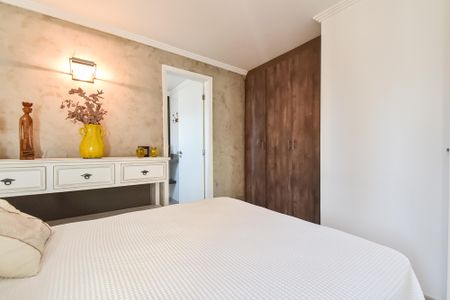 Apartamento à venda com 130m², 3 quartos e 2 vagas Apartamento à venda com 130m², 3 quartos e 2 vagasSuíte 2 - piso superior