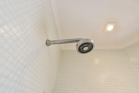 Apartamento à venda com 130m², 3 quartos e 2 vagas Apartamento à venda com 130m², 3 quartos e 2 vagasBanheiro da suíte 1