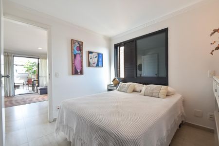 Apartamento à venda com 130m², 3 quartos e 2 vagas Apartamento à venda com 130m², 3 quartos e 2 vagasSuíte 2 - piso superior