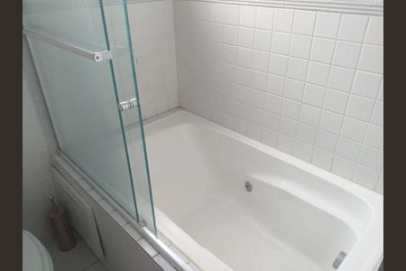 Apartamento à venda com 43m², 1 quarto e 1 vaga