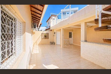 Casa à venda com 3 quartos, 225m² em Roncáglia, Campinas