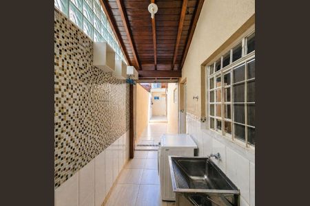 Casa à venda com 3 quartos, 225m² em Roncáglia, Campinas