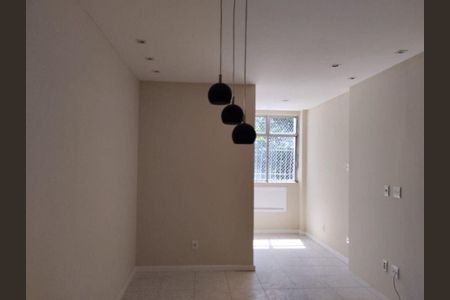 Apartamento à venda com 1 quarto, 50m² em Charitas, Niterói