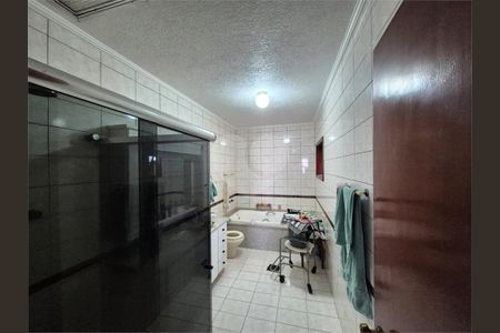 Casa à venda com 3 quartos, 313m² em City América, São Paulo