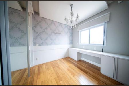 Apartamento para alugar com 4 quartos, 228m² em Vila Gomes Cardim, São Paulo