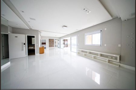 Apartamento para alugar com 4 quartos, 228m² em Vila Gomes Cardim, São Paulo