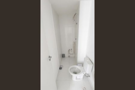 Banheiro de apartamento para alugar com 1 quarto, 29m² em Jardim Danfer, São Paulo