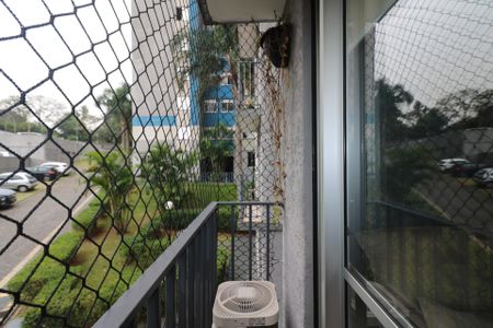 Apartamento à venda com 48m², 2 quartos e 1 vaga Apartamento à venda com 48m², 2 quartos e 1 vagaVaranda