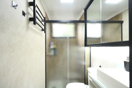 Apartamento à venda com 48m², 2 quartos e 1 vaga Apartamento à venda com 48m², 2 quartos e 1 vagaBanheiro