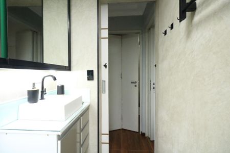 Apartamento à venda com 48m², 2 quartos e 1 vaga Apartamento à venda com 48m², 2 quartos e 1 vagaBanheiro