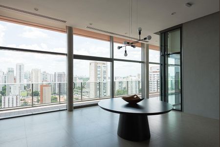 Studio à venda com 42m², 1 quarto e 1 vaga Studio à venda com 42m², 1 quarto e 1 vagaÁrea externa