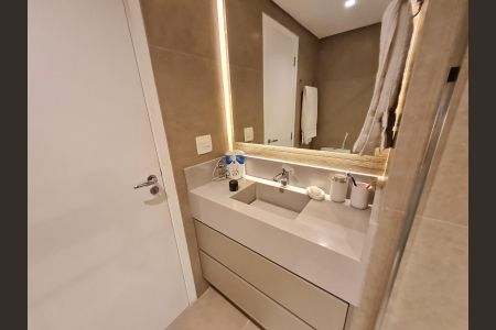 Studio à venda com 42m², 1 quarto e 1 vaga Studio à venda com 42m², 1 quarto e 1 vagaBanheiro