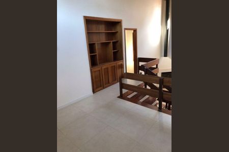 Casa para alugar com 3 quartos, 380m² em Jardim Morumbi, São Paulo