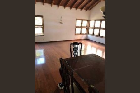 Casa para alugar com 3 quartos, 380m² em Jardim Morumbi, São Paulo