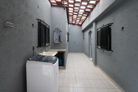 Casa à venda com 127m², 4 quartos e 2 vagas Casa à venda com 127m², 4 quartos e 2 vagasÁrea de Serviço