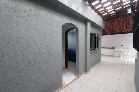 Casa à venda com 127m², 4 quartos e 2 vagas Casa à venda com 127m², 4 quartos e 2 vagasÁrea de Serviço