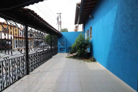 Casa à venda com 127m², 4 quartos e 2 vagas Casa à venda com 127m², 4 quartos e 2 vagasGaragem