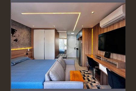 Apartamento à venda com 1 quarto, 25m² em Santo Amaro, São Paulo