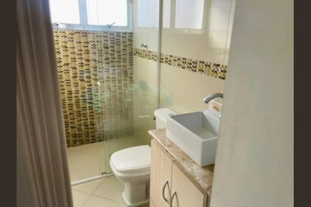 Casa à venda com 158m², 3 quartos e 3 vagas