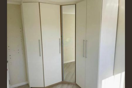Casa à venda com 3 quartos, 158m² em Vila Carrão, São Paulo