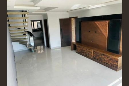 Casa à venda com 158m², 3 quartos e 3 vagas