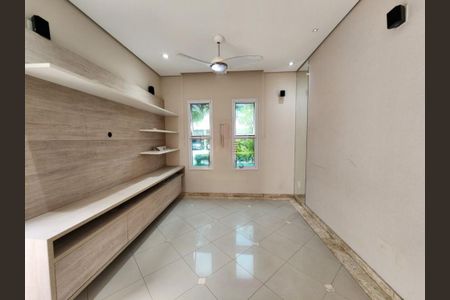 Casa à venda com 2 quartos, 180m² em Parque dos Principes, São Paulo
