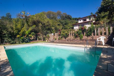 Casa para alugar com 100m², 2 quartos e 1 vagaQuintal/Piscina