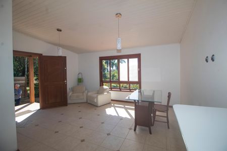 Casa para alugar com 100m², 2 quartos e 1 vagaSala/Cozinha