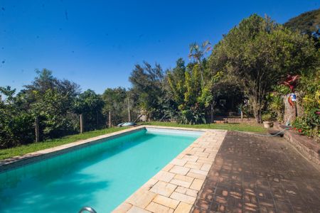 Casa para alugar com 100m², 2 quartos e 1 vagaQuintal/Piscina