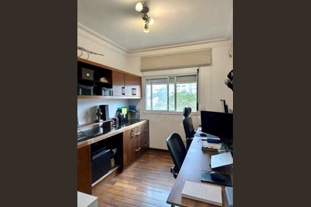 Apartamento à venda com 169m², 4 quartos e 3 vagas