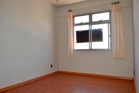 Apartamento à venda com 70m², 2 quartos e sem vaga