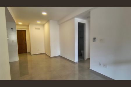 Apartamento à venda com 66m², 2 quartos e 1 vagaSala