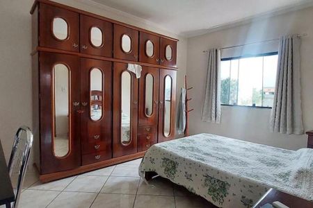 Casa à venda com 311m², 3 quartos e 2 vagas