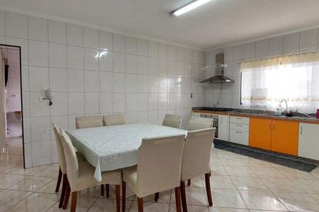 Casa à venda com 311m², 3 quartos e 2 vagas
