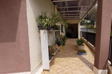 Casa à venda com 311m², 3 quartos e 2 vagas