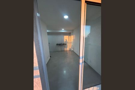 Sala de apartamento para alugar com 2 quartos, 40m² em Vila Eldizia, Santo André