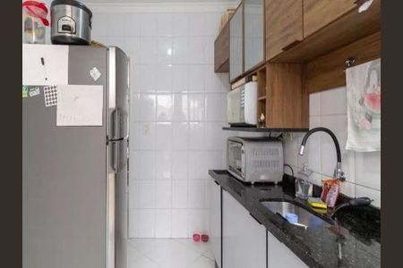 COZINHA de casa de condomínio à venda com 2 quartos, 70m² em Veloso, Osasco