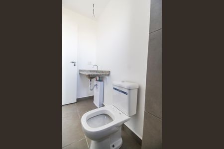 Apartamento à venda com 78m², 2 quartos e 2 vagasBanheiro da Suíte