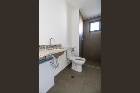Apartamento à venda com 78m², 2 quartos e 2 vagasBanheiro da Suíte
