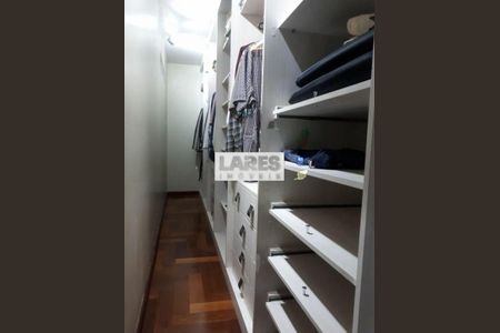 Casa à venda com 139m², 3 quartos e 4 vagas
