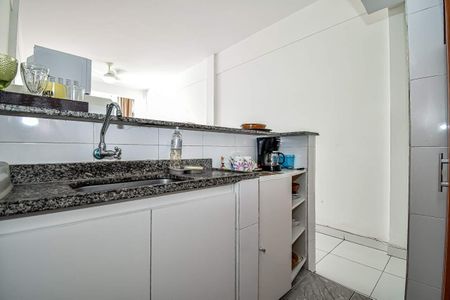 Apartamento à venda com 30m², 1 quarto e sem vaga