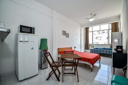 Apartamento à venda com 30m², 1 quarto e sem vaga