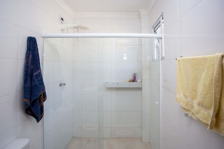 Casa à venda com 144m², 5 quartos e 3 vagasBanheiro da Suíte