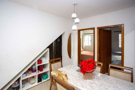 Casa à venda com 144m², 5 quartos e 3 vagasCozinha Casa 1