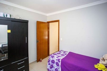 Casa à venda com 144m², 5 quartos e 3 vagasQuarto Suite Casa 2