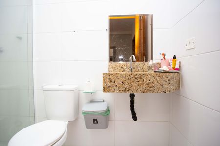 Casa à venda com 144m², 5 quartos e 3 vagasBanheiro 1