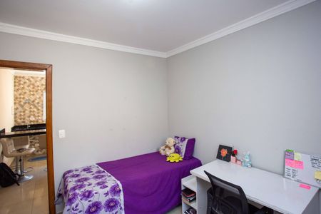 Casa à venda com 144m², 5 quartos e 3 vagasQuarto Suite Casa 2