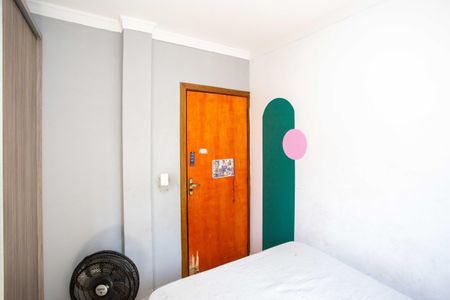 Casa à venda com 144m², 5 quartos e 3 vagasQuarto 2 Casa 1