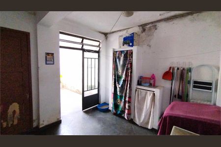 Casa à venda com 3 quartos, 125m² em Vila Carrão, São Paulo
